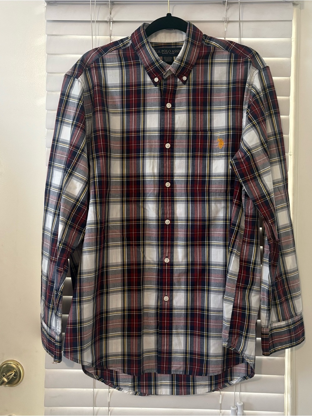 U.S. Polo Assn. Men’s Plaid Button Down Shirt Long‎ Sleeve Burgundy Gray White L
